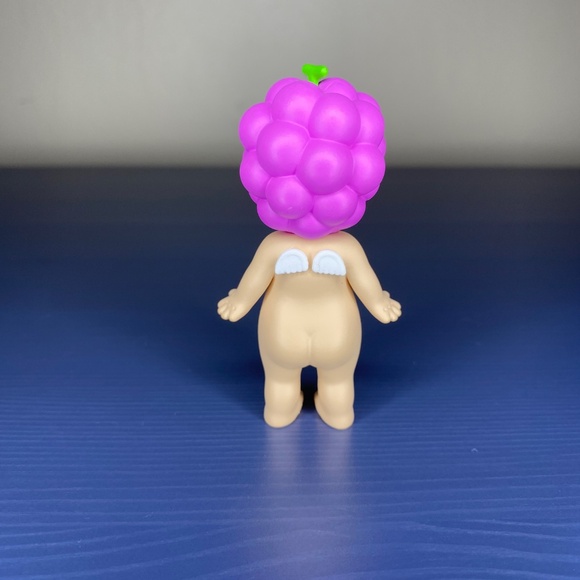 Sonny Angel Fruit Series Grape Like New - Picture 3 of 10